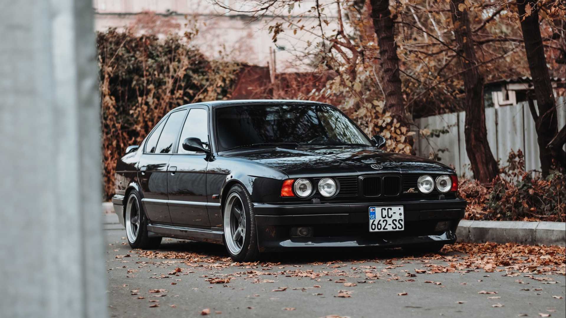 Обои bmw 5-series e34