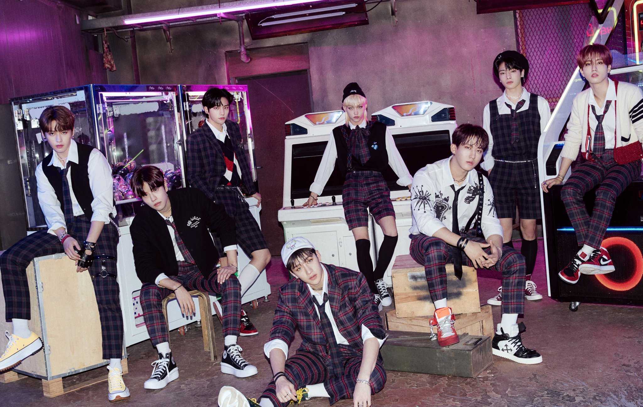 Stray kids store - fans stray kids® merchandise