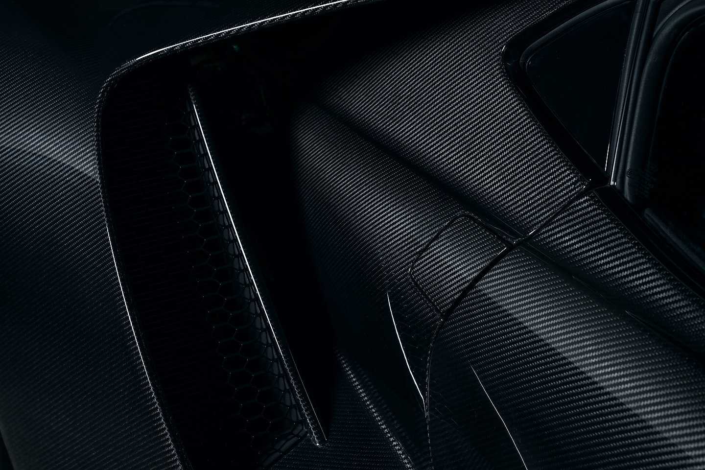 Download iphone 14 pro max wallpapers [4k resolution] | techrushi