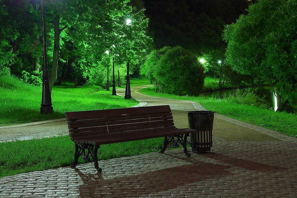 12 живописных локаций для фотосессий в московских парках